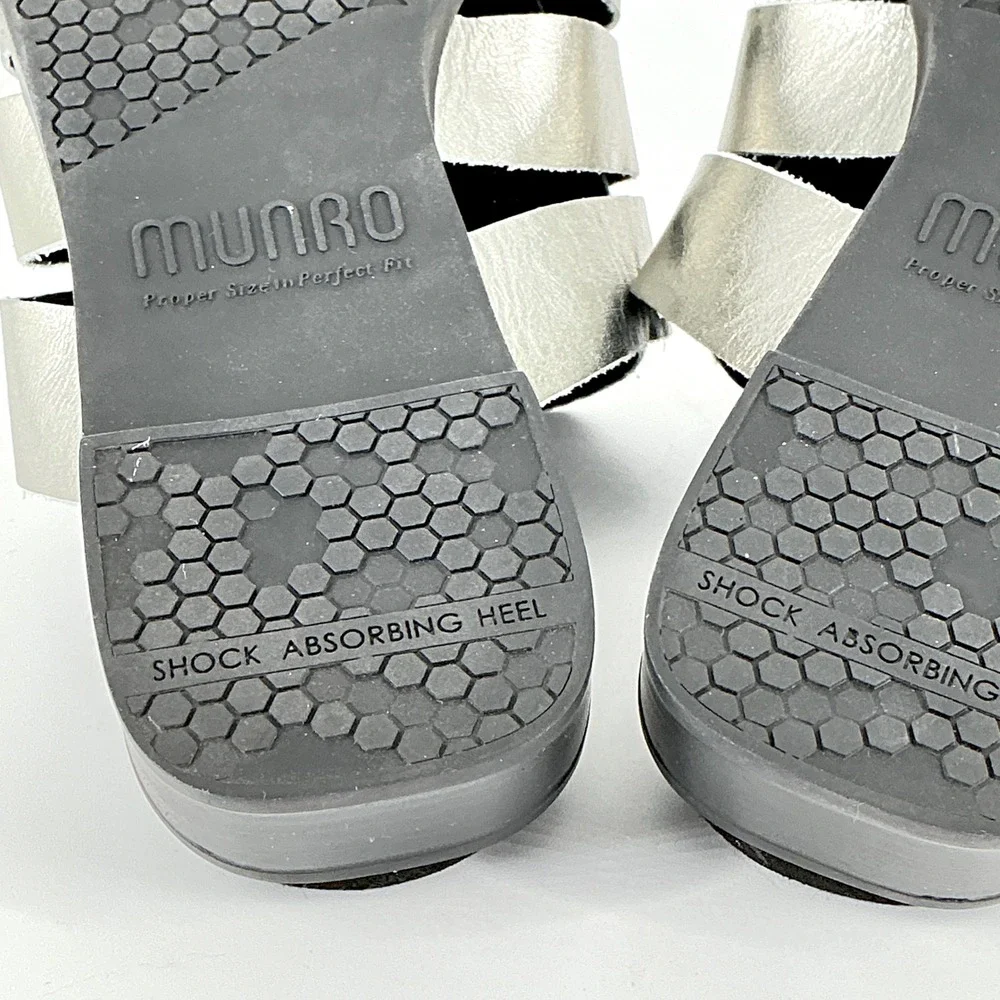 Munro Size 7.5 Wide 7.5W Silver Leather Strappy Slide Sandals NEW Carrera $175